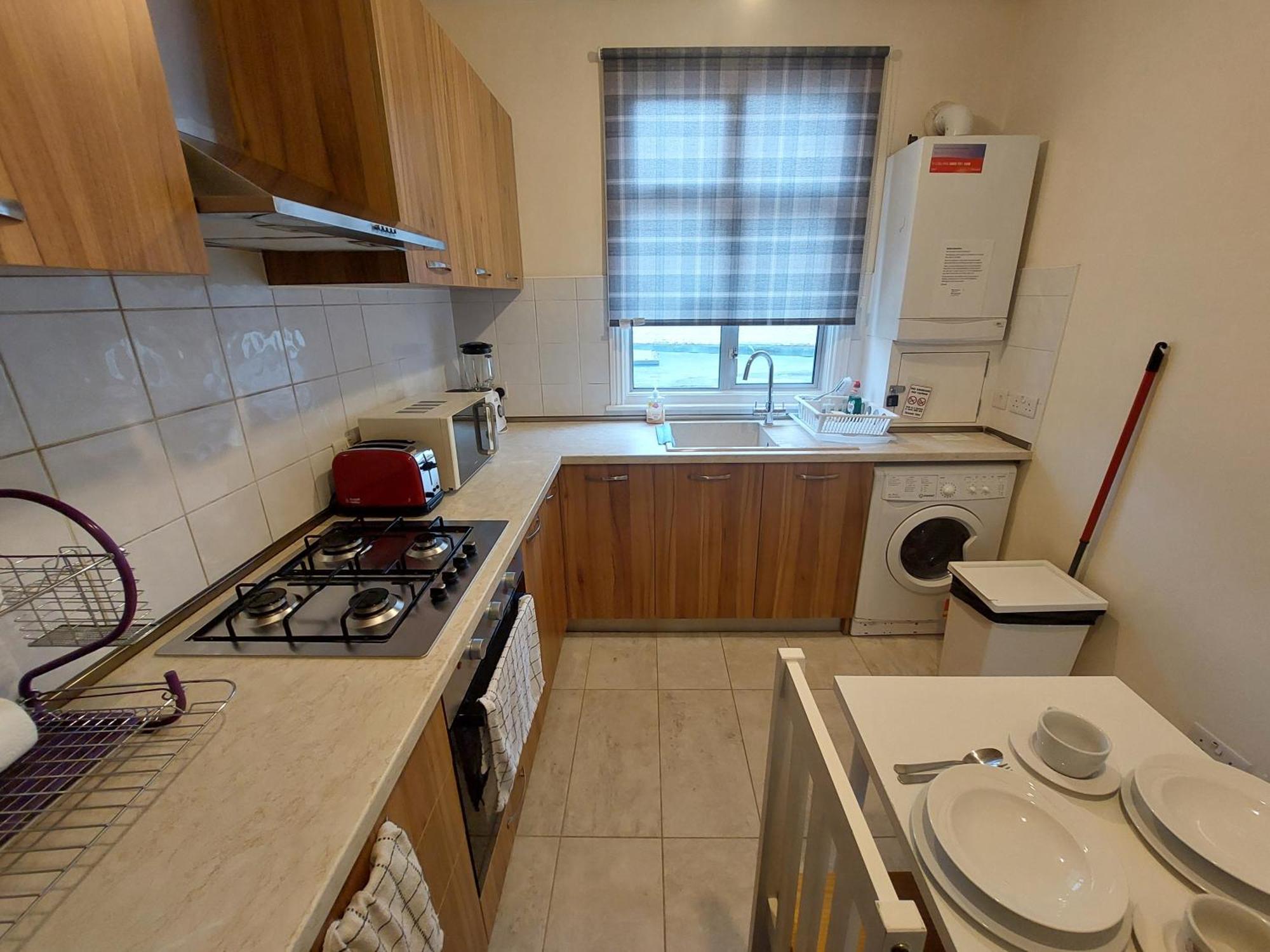 Family Friendly 3 Bedroom Flat Zone 2 - Children Stay Free! London Exterior photo